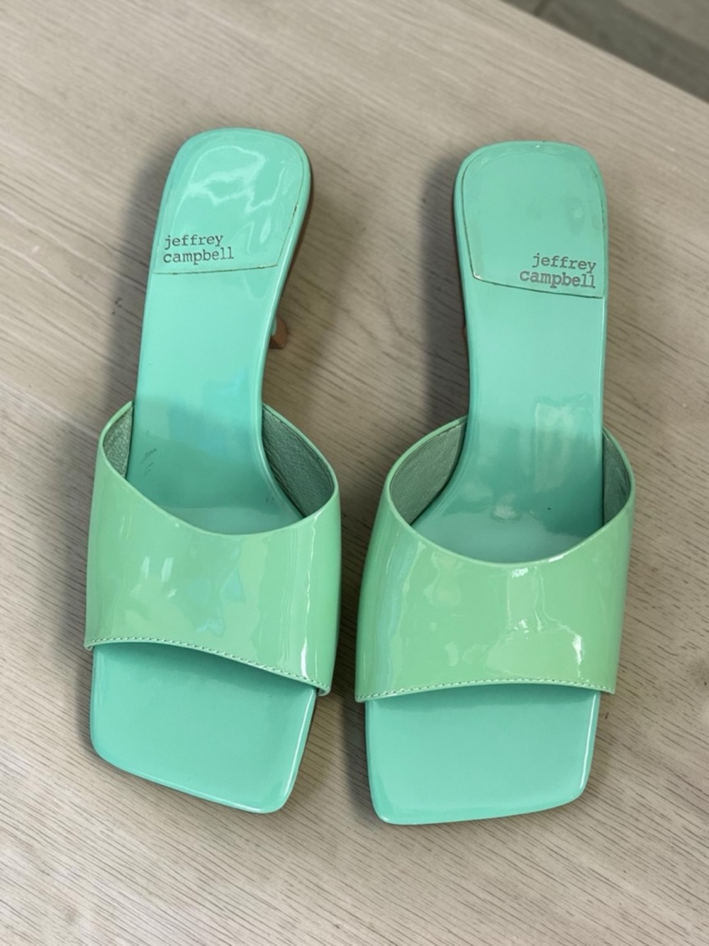Jeffrey Campbell Mint Patent Square Toe Mule Heels Size 8 Y2K 3 Inch Sandals